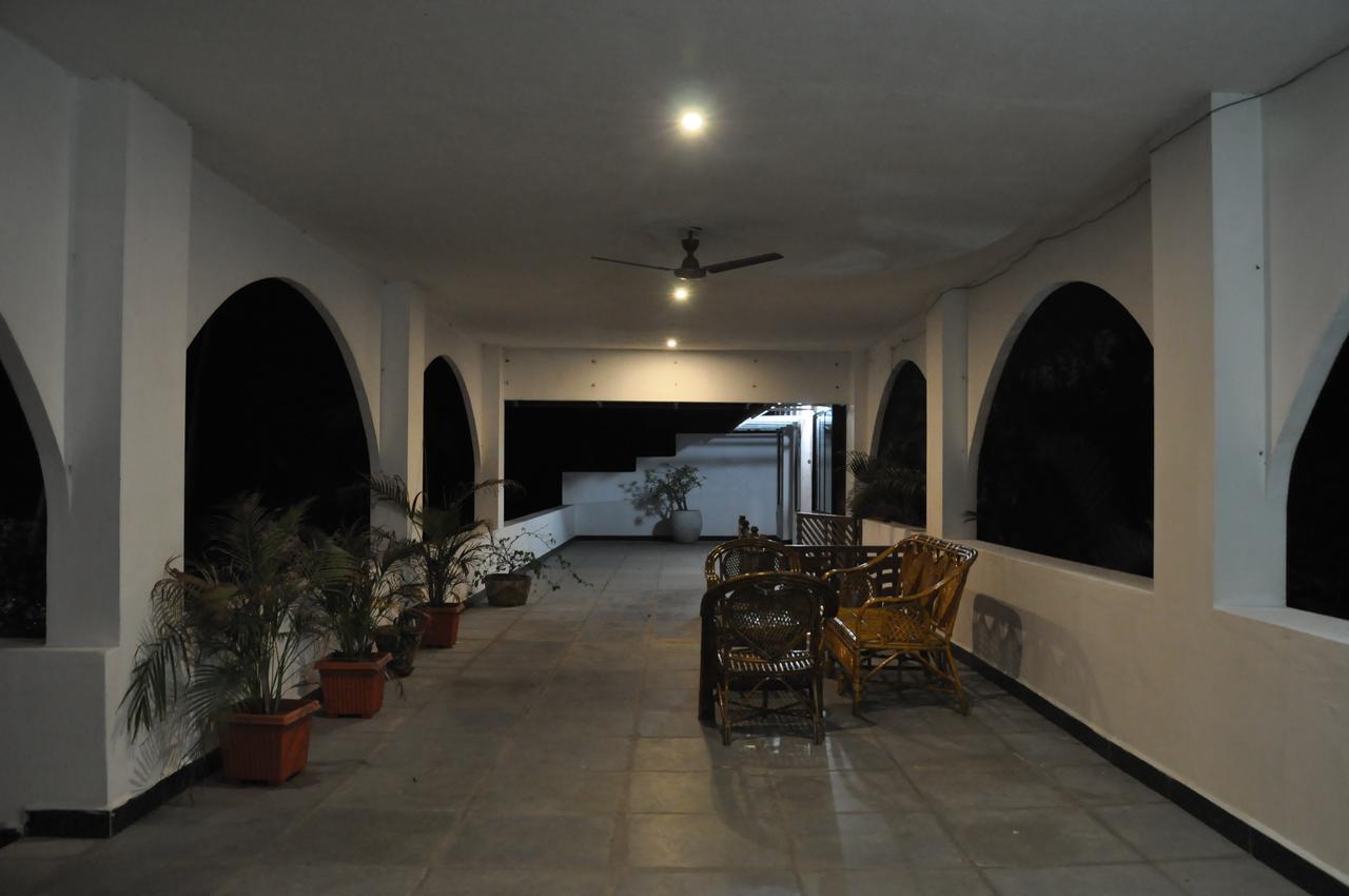 Villa Anna Pondy Pondicherry Eksteriør bilde